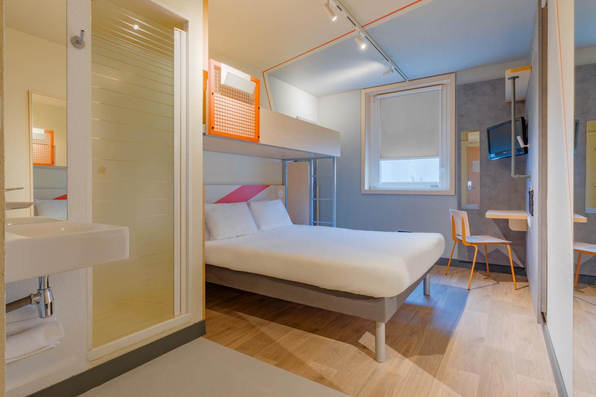 Ibis Budget Lyon Est Saint Quentin Fallavier Exterior foto